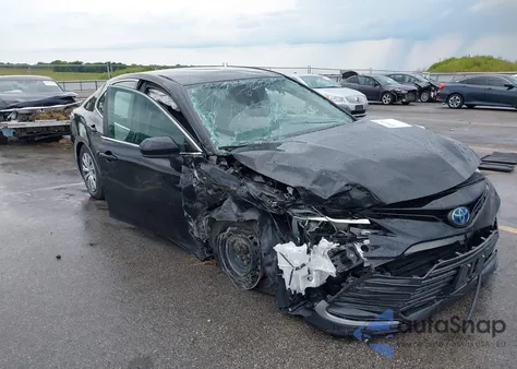 2022 Toyota Camry Le Hybrid z USA, uszkodzony, nr VIN 4T1C31AK4NU577751